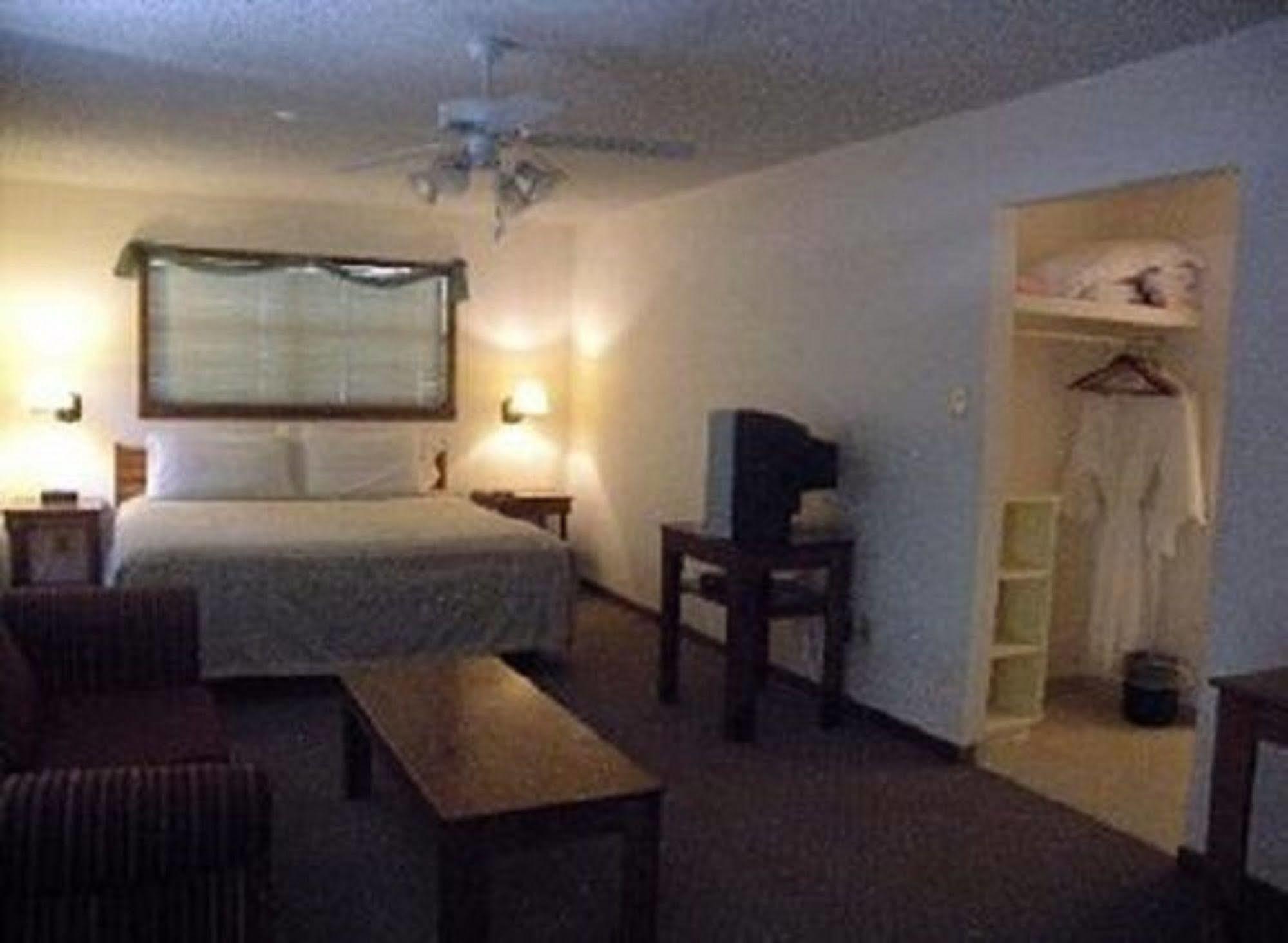 Pine Creek Country Inn Nacogdoches Exterior foto