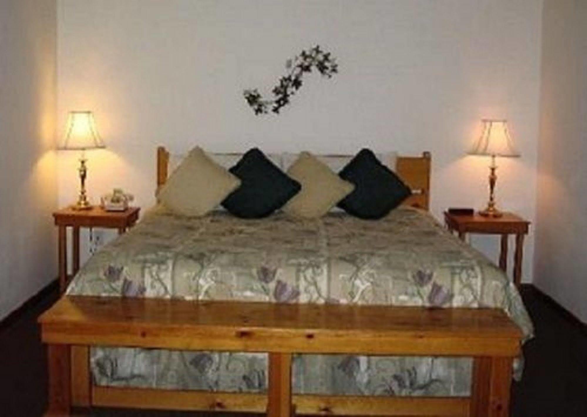 Pine Creek Country Inn Nacogdoches Exterior foto