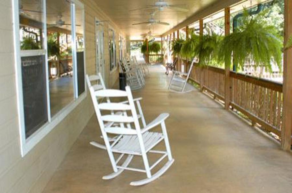 Pine Creek Country Inn Nacogdoches Exterior foto